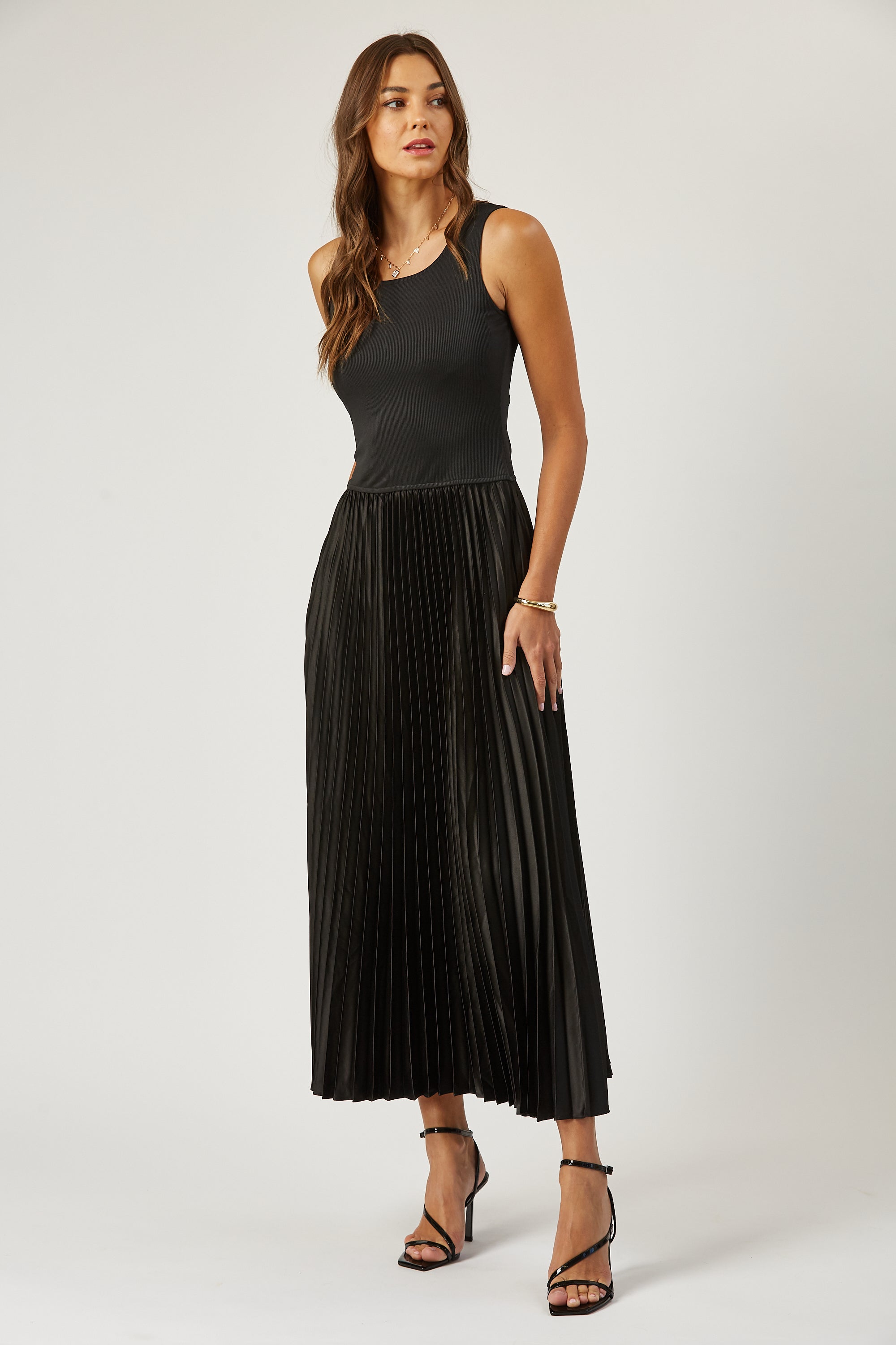 Nia plisse skirt swing dress image 2